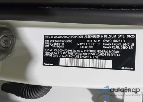 2025 Volvo Xc40 B5 Core Bright Theme z USA, uszkodzony, nr VIN YV4L12UJ8S2557106